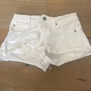 white jean shorts